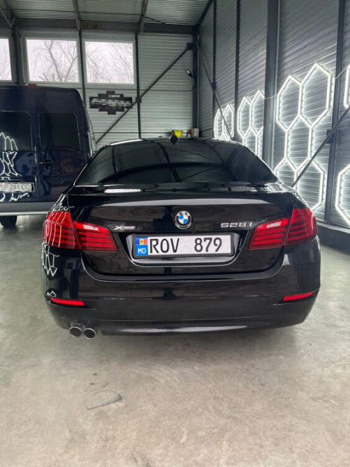 Продам отличный bmw f10 528xdrive 2016 Рыбница - изображение 5