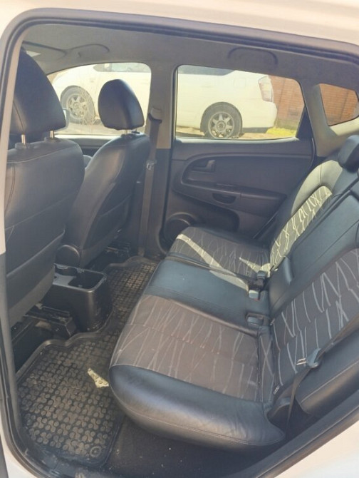 Kia VENGA 2010(2011) год 1.4 TDI Tiraspol - fotografie 4
