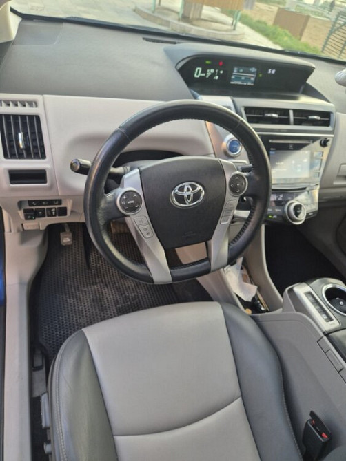 Toyota Prius V Рыбница - изображение 2