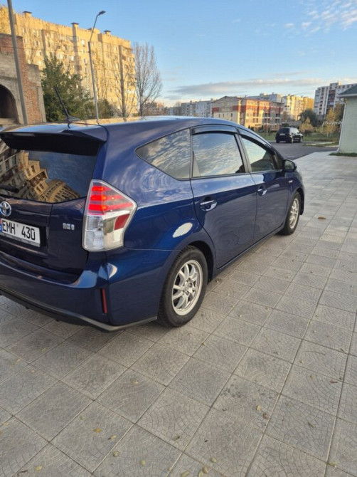 Toyota Prius V Рыбница - изображение 7