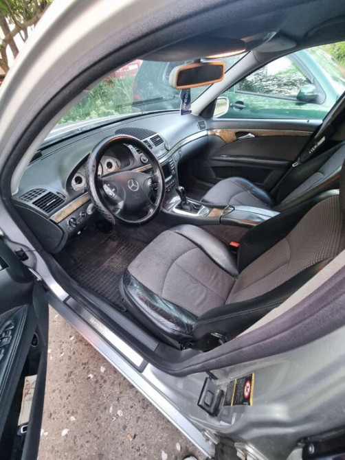 Mercedes E 270 Tiraspol - fotografie 3