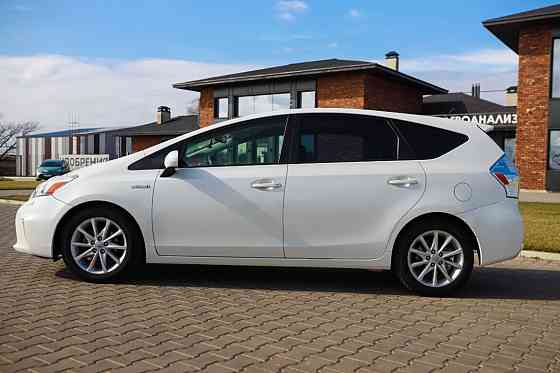 Toyota Prius V 2012, бензин, хорошая комплектация Tiraspol