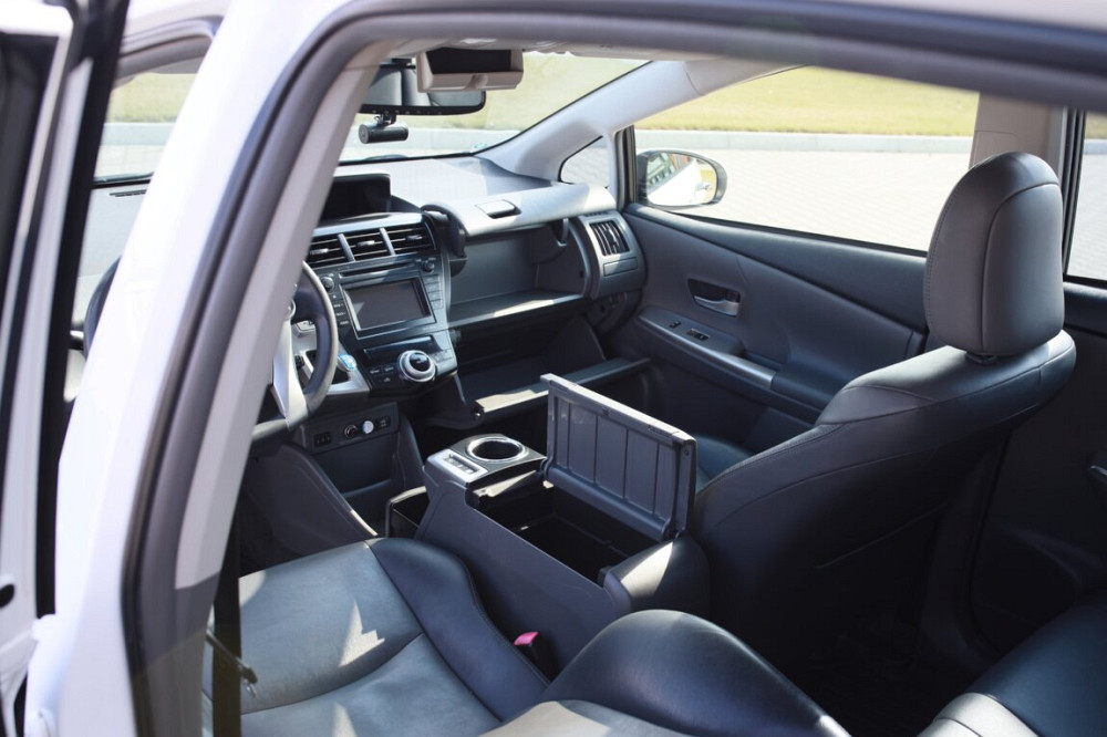 Toyota Prius V 2012, бензин, хорошая комплектация Тирасполь - изображение 10