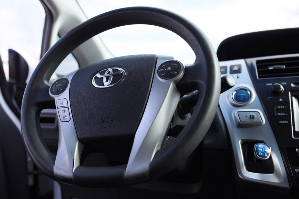 Toyota Prius V 2012, бензин, хорошая комплектация Тирасполь - изображение 8