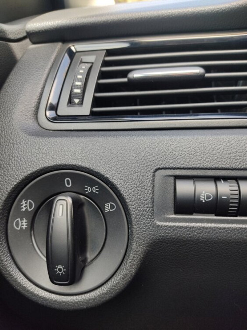 Skoda Rapid, Motor 1,4TSI, Cutie automată Chişinău - fotografie 6