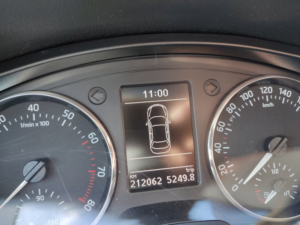 Skoda Rapid, Motor 1,4TSI, Cutie automată Chişinău - fotografie 8