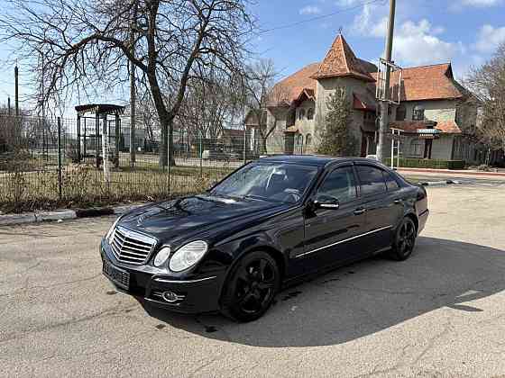 Mercedes E 280 Тирасполь