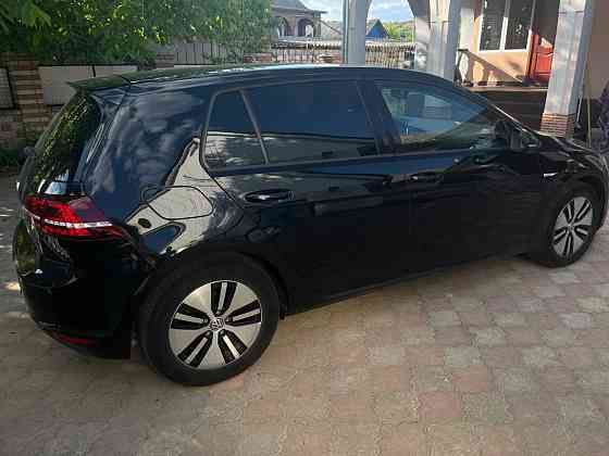 Volkswagen e-Golf 2015 года Camenca