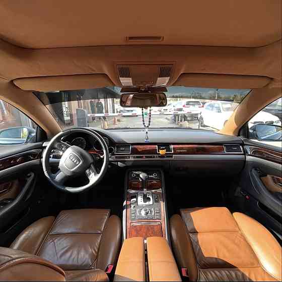 Продам Audi A8 D3 3.7 бензин V8 Tiraspol