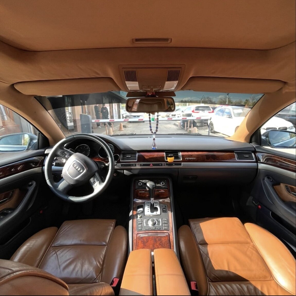 Продам Audi A8 D3 3.7 бензин V8 Тирасполь - изображение 3