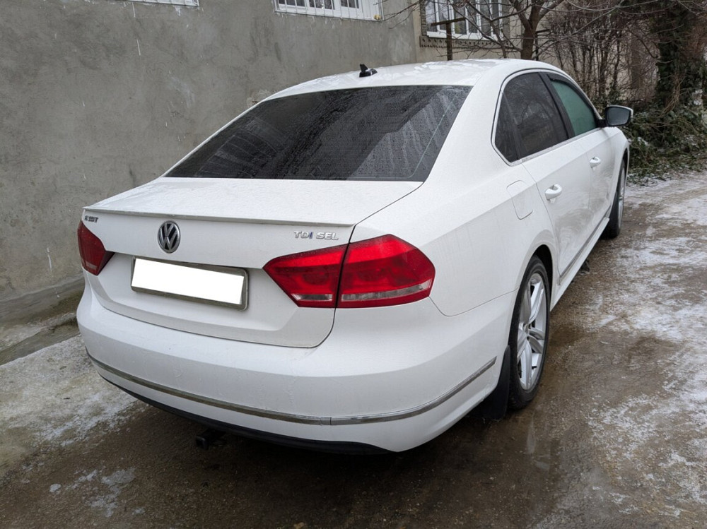 Volkswagen Passat B7 2014. Тирасполь - изображение 2