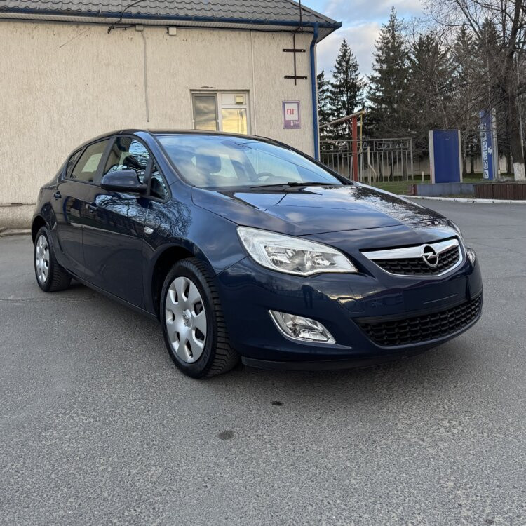 Opel Astra 1.6i (J) АВТОМАТ 6АКПП, 2011г. 5850$ -Свежепригнана из Шв Рыбница - изображение 1