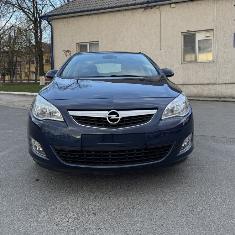 Opel Astra 1.6i (J) АВТОМАТ 6АКПП, 2011г. 5850$ -Свежепригнана из Шв Рыбница - изображение 2