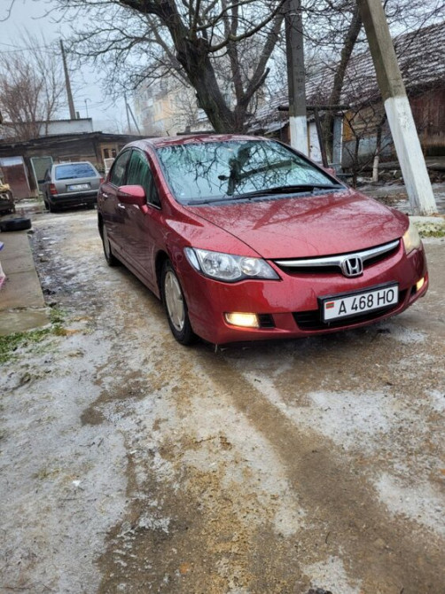 Продам-обмен Honda Civik 8 1.3 ima Tiraspol - fotografie 1