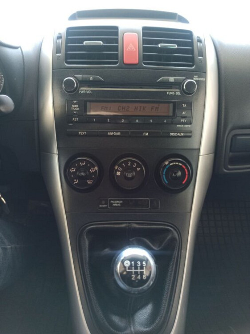 Toyota auris Tiraspol - fotografie 8