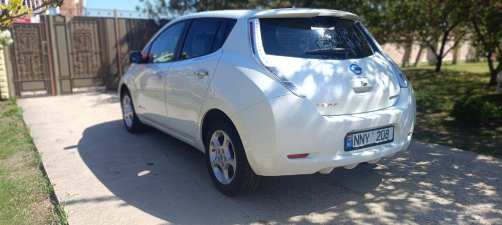 NISSAN LEAF Tiraspol - fotografie 5