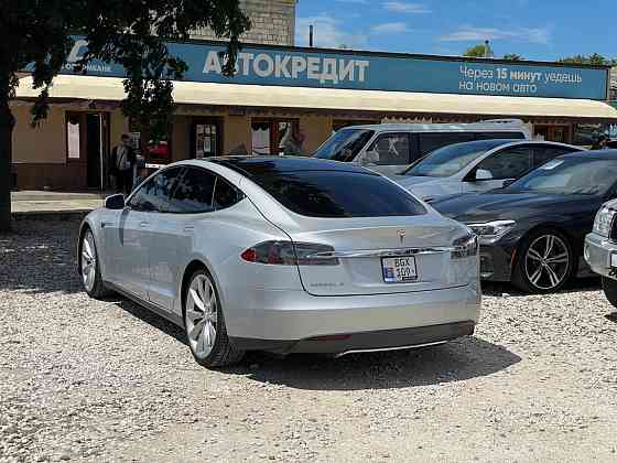 Tesla Model S Signature (Доступен в Автокредит) Tiraspol