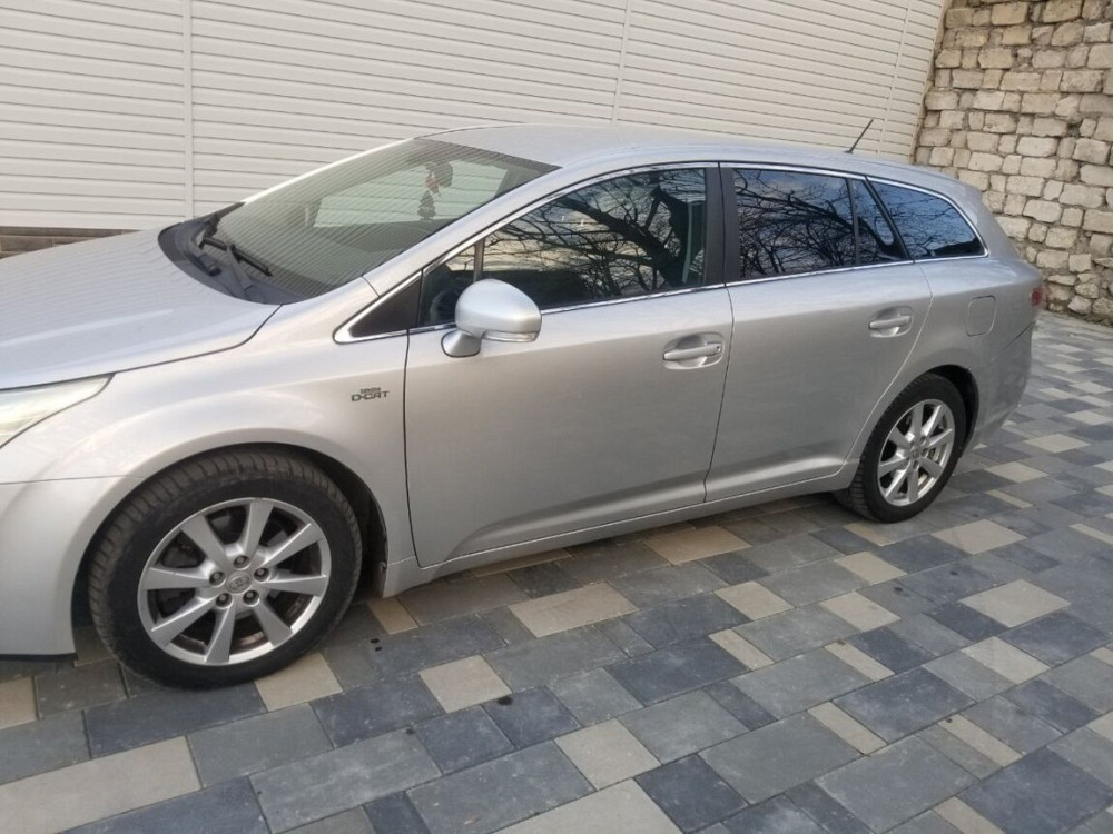 Toyota avensis T27 2.2 2009г Tiraspol - fotografie 3