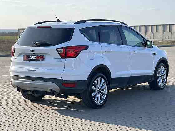 Ford Escape 2019 год 13700$ торг/обмен Тирасполь