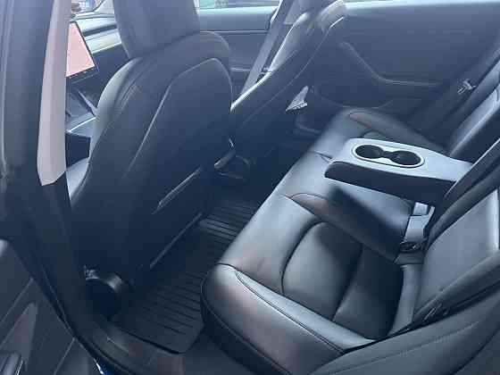 Tesla model 3 2021г/в AWD Кишинёв