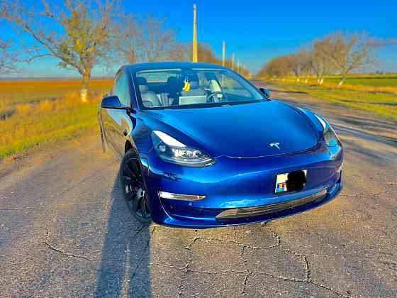 Tesla model 3 2021г/в AWD Кишинёв