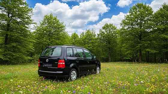 VW Touran. Мотор 2,0 бензин/газ, механика. Год выпуска 2007. Тирасполь