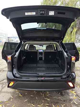Toyota Highlander Hybrid XLE Bronze Edition (2023) Бендеры