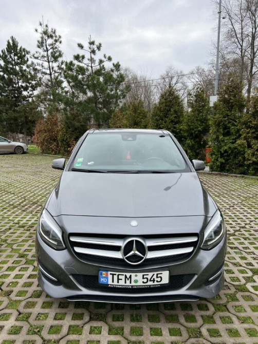 Срочно! Mercedes Benz B Class 2016 год, 1.5 дизель, отличное состояние Tiraspol - fotografie 10