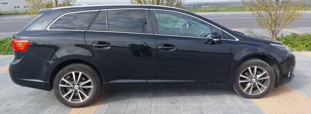 Продаю Toyota Avensis 2013 г. Кишинёв - изображение 2