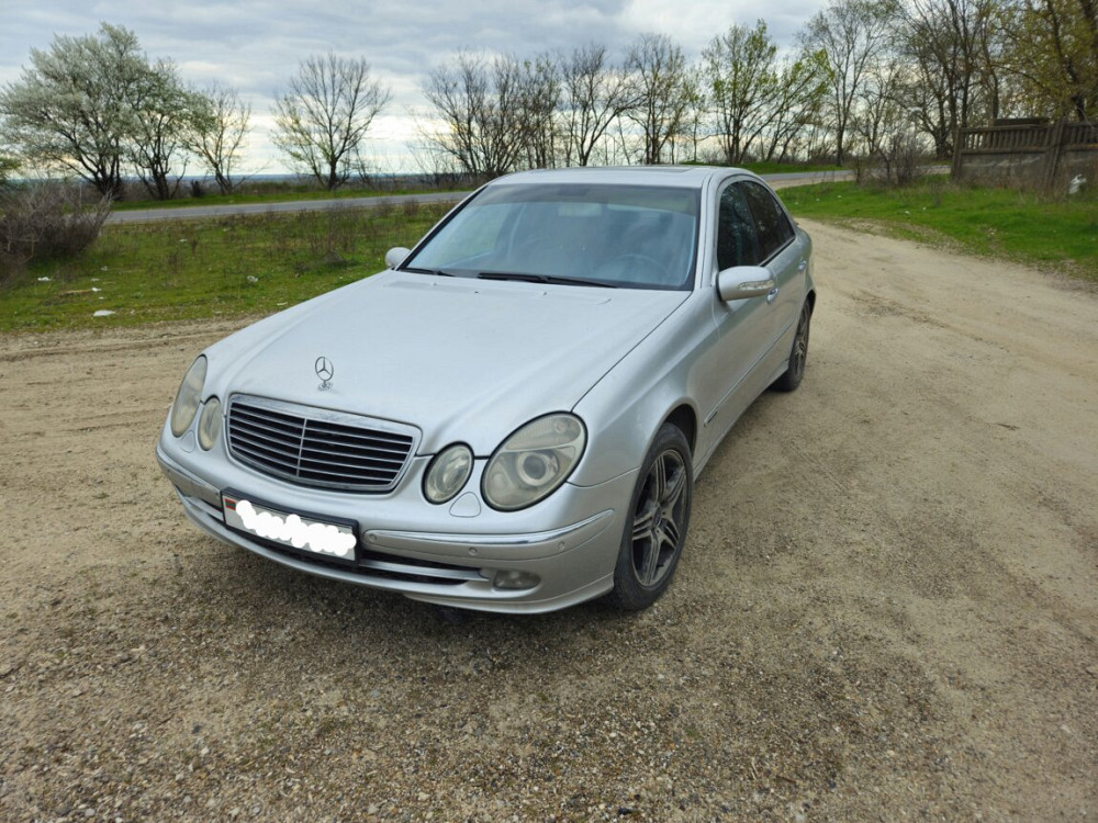 Мерседес w211 2,7CDI автомат Bender - fotografie 3