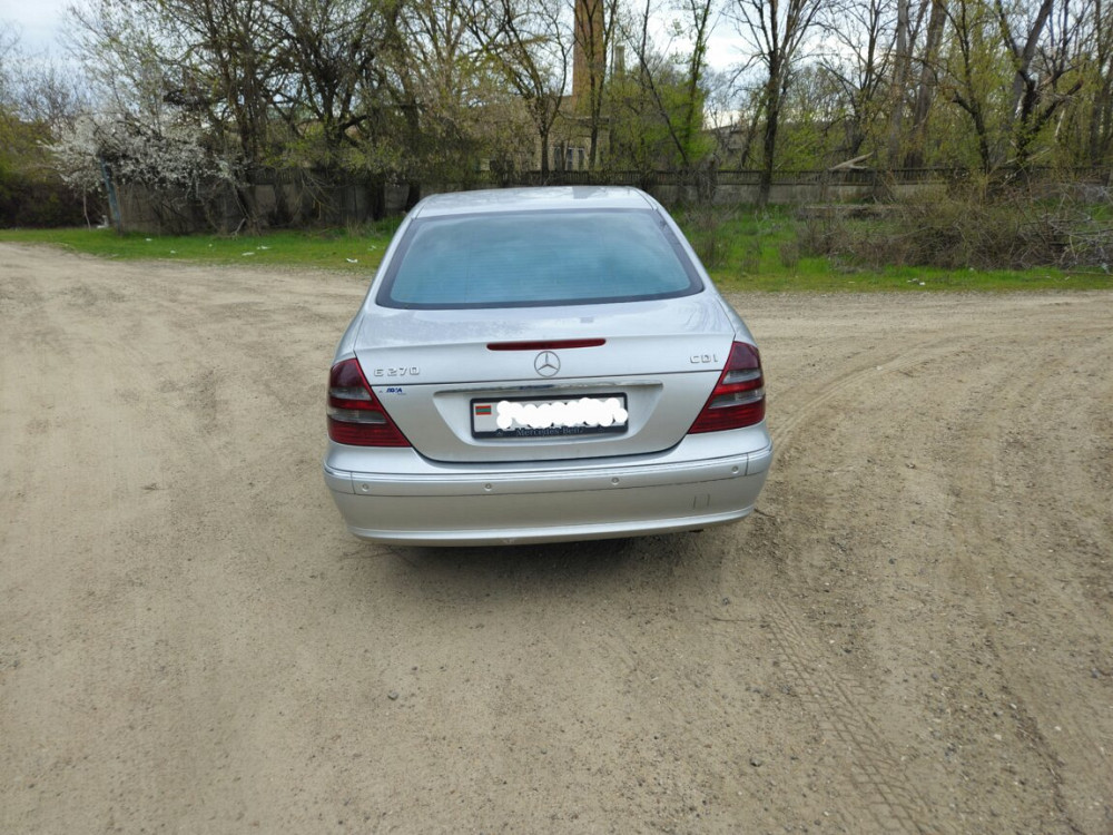 Мерседес w211 2,7CDI автомат Bender - fotografie 5