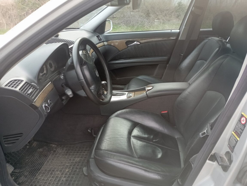 Мерседес w211 2,7CDI автомат Bender - fotografie 8