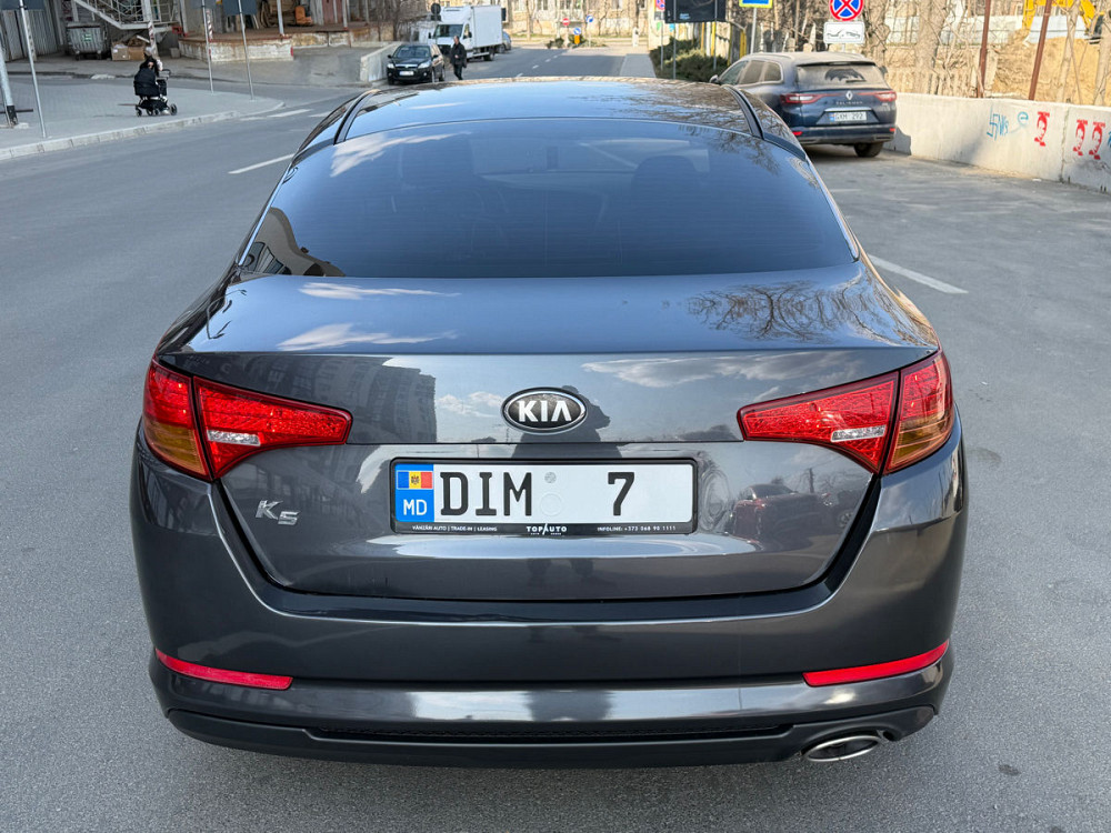 KIA K5 Chişinău - fotografie 4