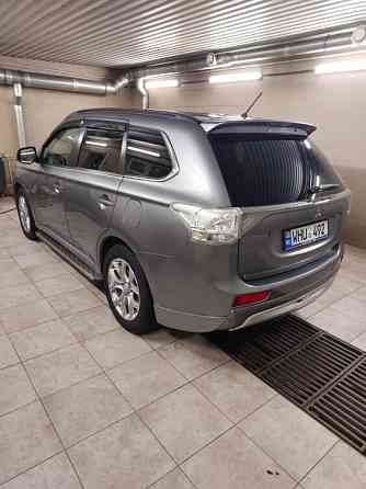 Mitsubishi Outlander 2014гPlug-in Hybrid. Chişinău