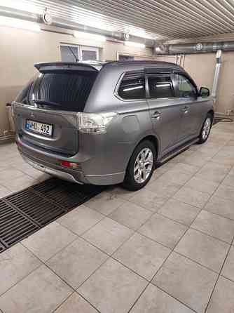 Mitsubishi Outlander 2014гPlug-in Hybrid. Chişinău