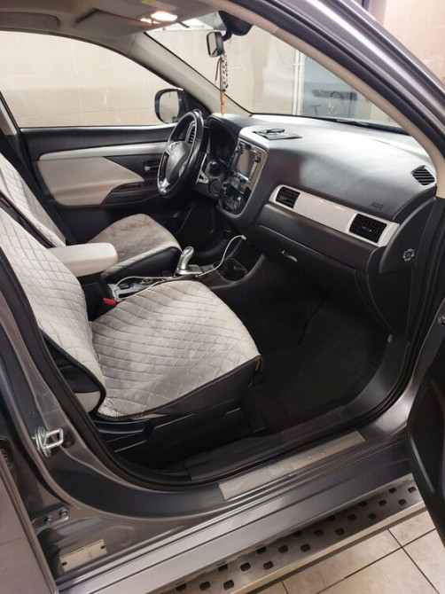 Mitsubishi Outlander 2014гPlug-in Hybrid. Кишинёв - изображение 8