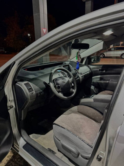 Продам Toyota Prius 2006 года Тирасполь - изображение 3