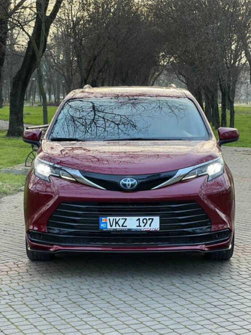 Toyota Sienna, 2023 год, идеальное состояние Tiraspol - fotografie 3