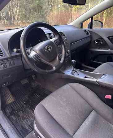 Toyota Avensis бензин автомат Тирасполь