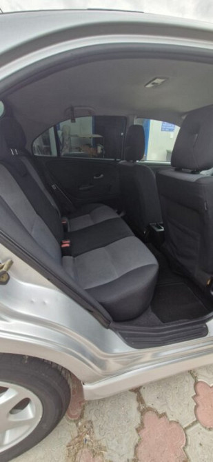 Mitsubishi Carisma 2002 an Bender Bender - fotografie 4