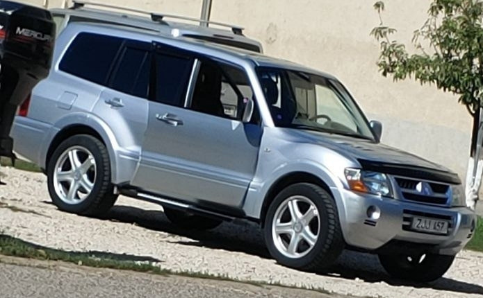 Mitsubishi Pajero 2004 год Тирасполь Тирасполь - изображение 1