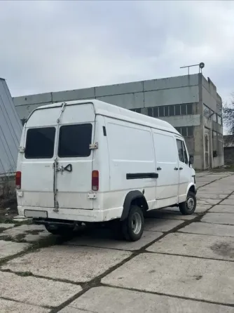 Продам Мерседес 409D Тирасполь
