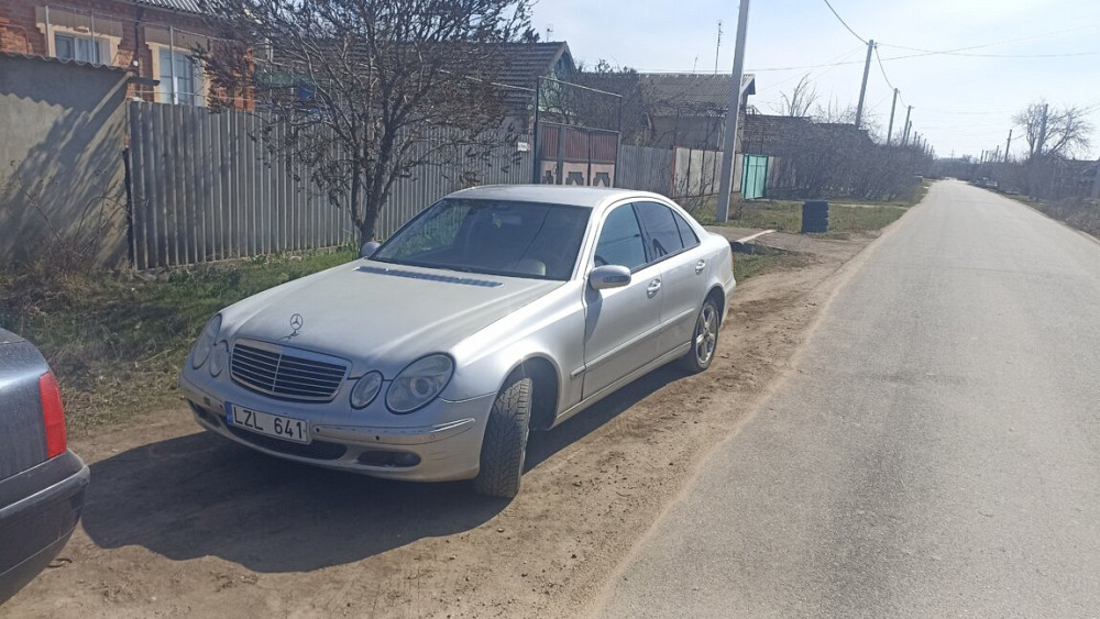 Mercedes E-Class 2003 Tiraspol Tiraspol - photo 2
