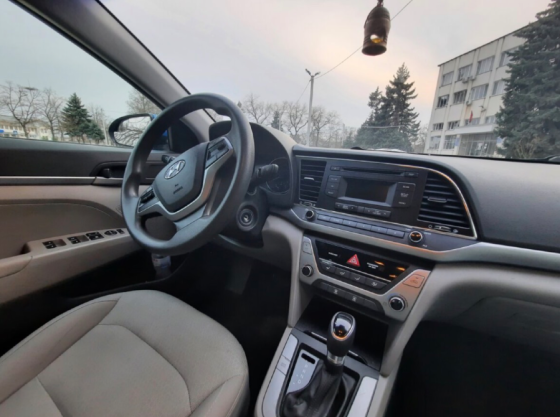 Hyundai Elantra 2017 an Slobozia Slobozia