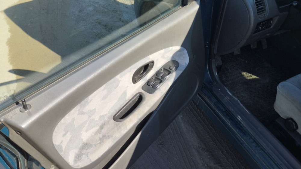 Продаётся Mitsubishi Carisma 1997 г. 1.6 бензин-МЕТАН 18 КУБ 1 баллон Rabnita - photo 5