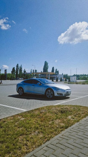 Tesla Model S 85 (2013) — Бесплатные путешествия и драйв! Tiraspol - photo 3