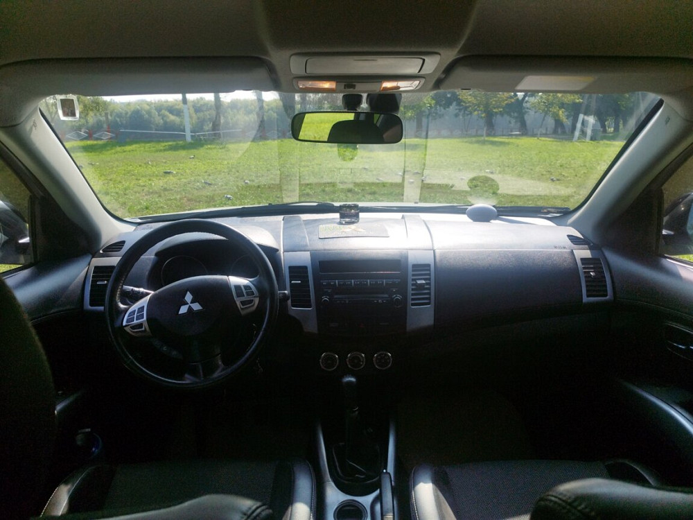 Продам паркетник OUTLENDER! Бензин- метан 10100$ Новая "Мишлен" резина Tiraspol - photo 3