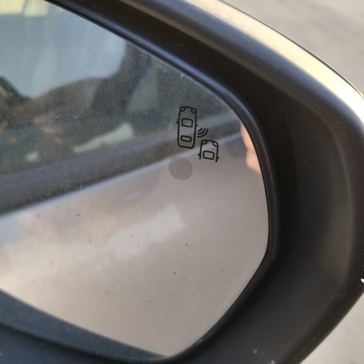 Peugeot 5008 1.2 PureTech бензин Crossway 2019 год Tiraspol - fotografie 9