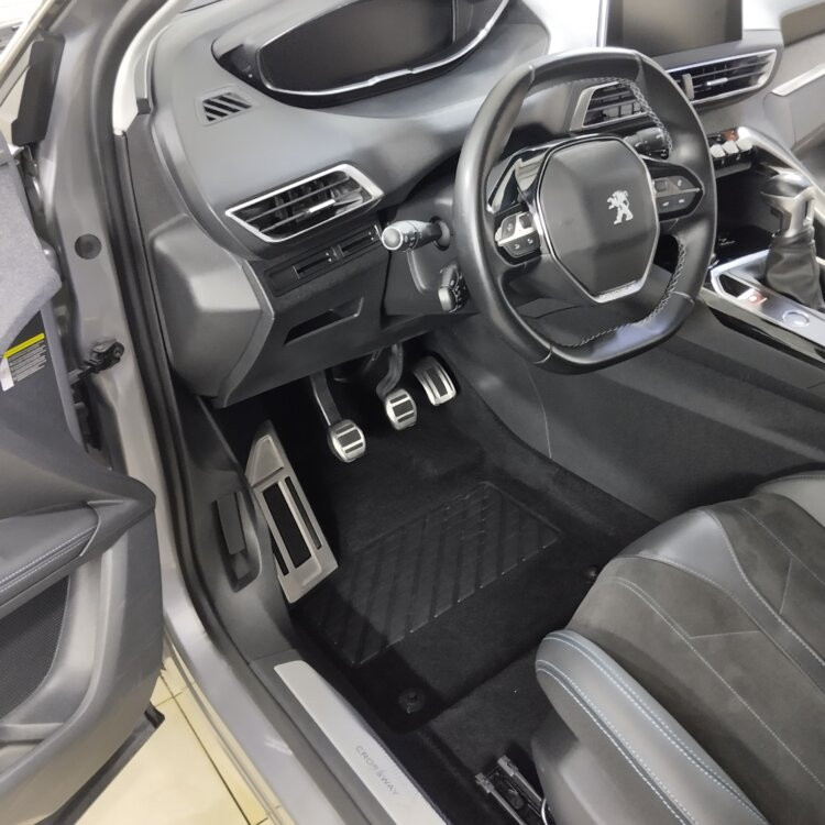 Peugeot 5008 1.2 PureTech бензин Crossway 2019 год Tiraspol - fotografie 5