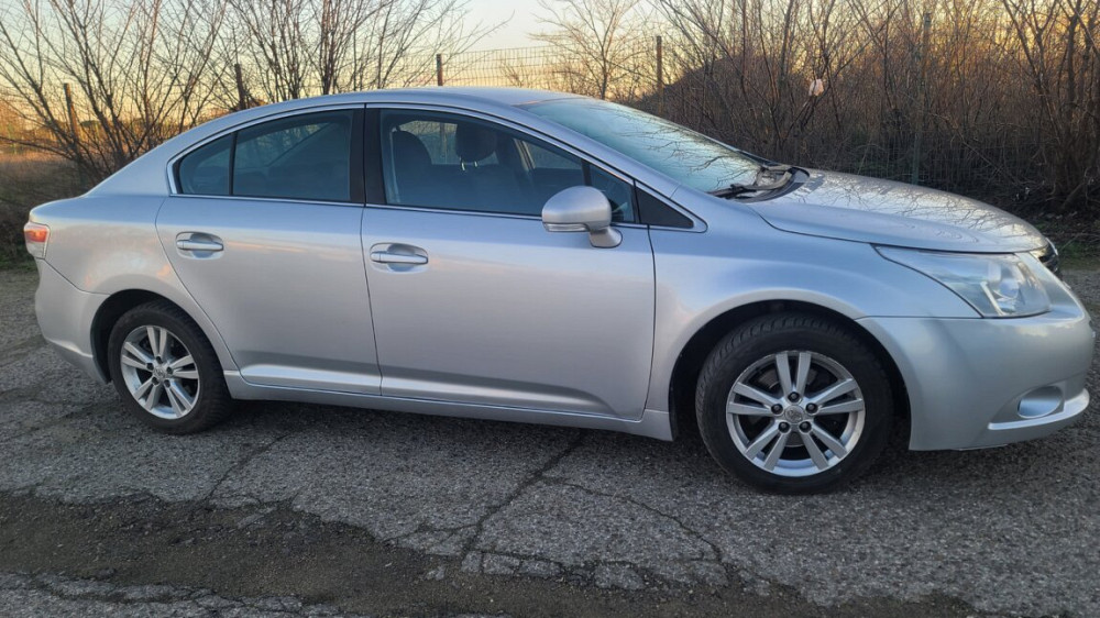 Продам 2010 Toyota Avensis Tiraspol - fotografie 4